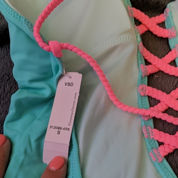 New Victoria secret - Picture 4 of 4